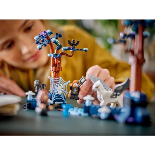 FORESTA PROIBITA CREATURE MAGICHE - 76432 - LEGO - immagine 2