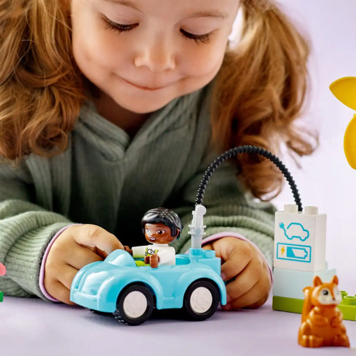 TURBINA EOLICA E AUTO ELETTRICA - 10985 - LEGO - immagine 3